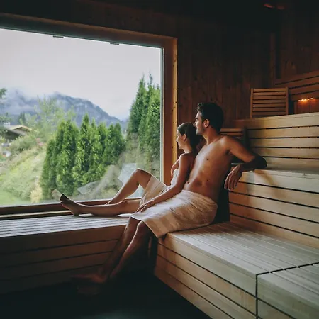 Hotel Tyrol Am 4*