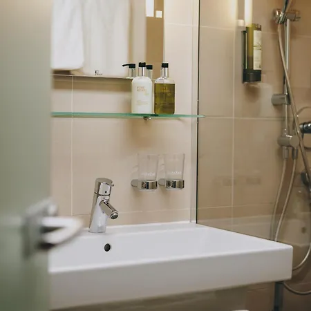 Tyrol Am Szálloda Haldensee